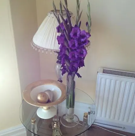 Number27harrogate Bed and Breakfast
